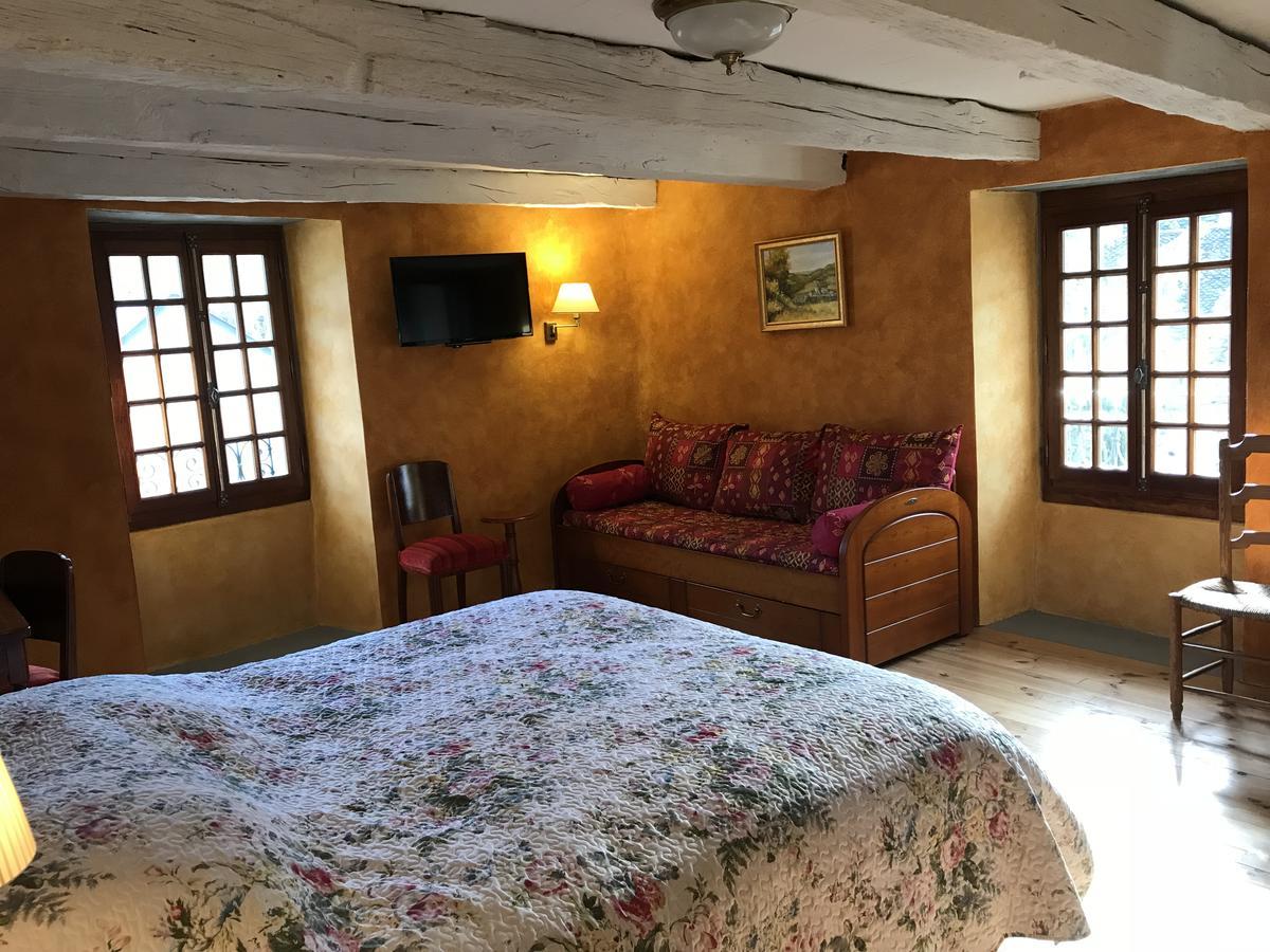 Portail Haut Bed & Breakfast Previnquieres Eksteriør bilde